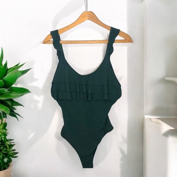 CUPSHE Forest Green Ruffle Striped One Piece Beachy Resort Poolside Swimsuit - Picture 10 of 10